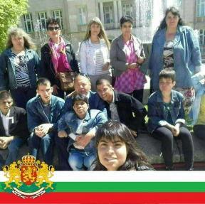 Девойка от Защитеното жилище в с.Крушари ще пътува до Абу Даби, снимка 1