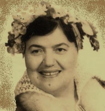 Юбилеен концерт на народната певица Добра Савова по повод 80-тият й рожден ден, снимка 1